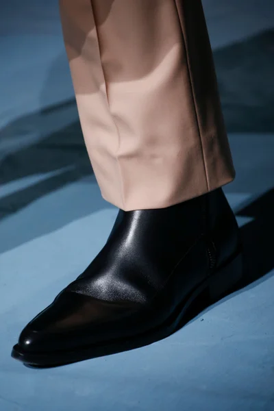 Look 96